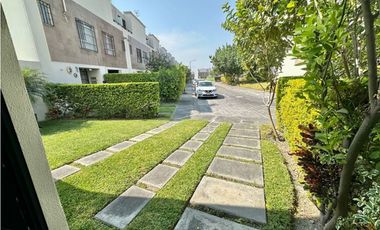 Casa 200 m2 terreno excedente en Santa Fe Xochitepec