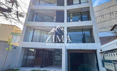 DÚPLEX DE ESTRENO EN VENTA FRENTE A PARQUE EN SURCO LIMITE CON BARRANCO