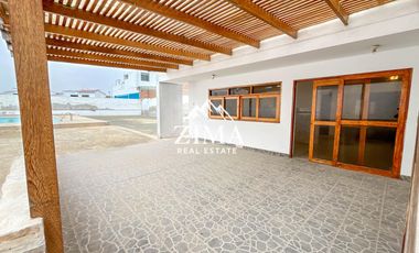 Se Vende Amplia Casa con Piscina como Terreno en Tercera Fila de Playa Pulpos, 636mt2