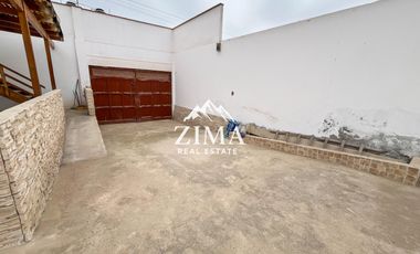 Se Vende Amplia Casa con Piscina como Terreno en Tercera Fila de Playa Pulpos, 636mt2