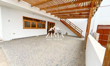 Se Vende Amplia Casa con Piscina como Terreno en Tercera Fila de Playa Pulpos, 636mt2