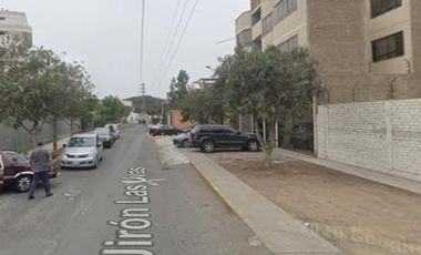 VENTA DE COCHERA EN  SURCO