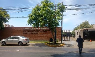 VENTA DE COCHERA EN  SURCO