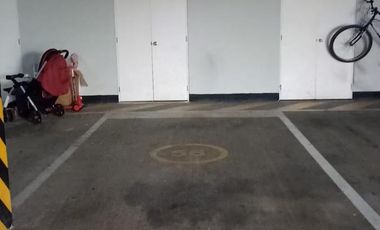 VENTA DE COCHERA EN  SURCO