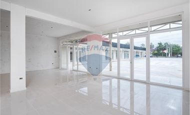 Arriendo de Locales Comerciales Peñaflor