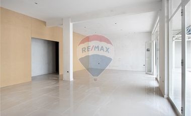 Arriendo de Locales Comerciales Peñaflor