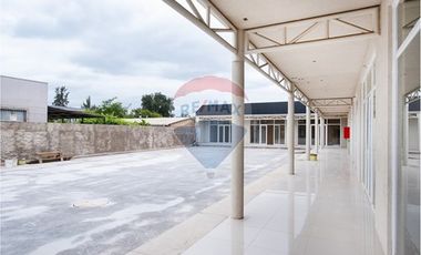 Arriendo de Locales Comerciales Peñaflor