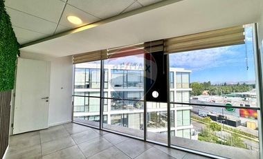 ARRIENDO Oficina Av. Chicureo 2 Ambientes