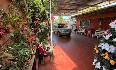 Casa con piscina ideal inversión en Conchalí