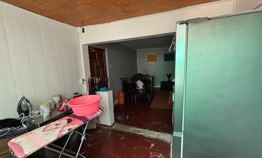 Casa con piscina ideal inversión en Conchalí