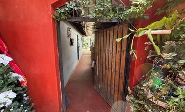 Casa con piscina ideal inversión en Conchalí