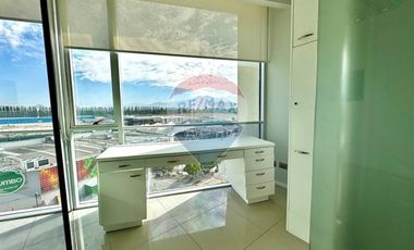 ARRIENDO Oficina Av. Chicureo 2 Ambientes