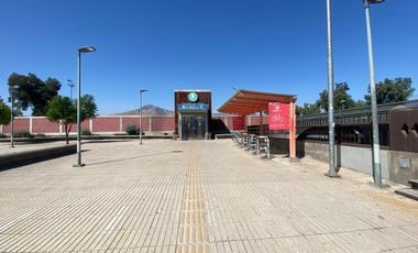 VIDA DE BARRIO, TRANQUILO, SEGURO Y CON MUY BUENOS VECINOS.