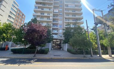 AV LOS LEONES, BARRIO EL AGUILUCHO