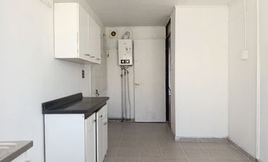 AVENIDA QUILÍN Y AVENIDA MARATHON