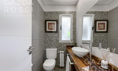 Casa en Brisas de Adrogue