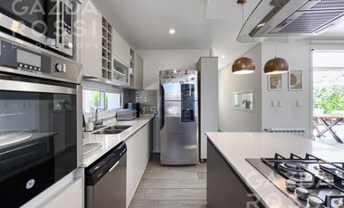 Casa en Brisas de Adrogue