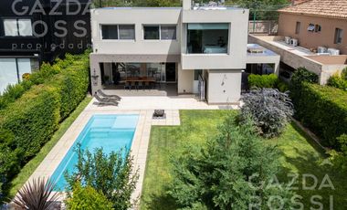 Casa en Brisas de Adrogue