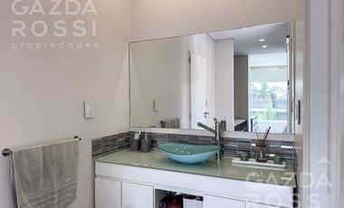 Casa en Brisas de Adrogue