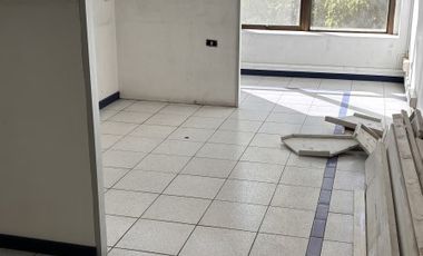 MALL PLAZA VESPUCIO / VICUÑA MACKENNA