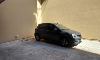 Cochera en Venta sobre Av. San Martín - Vicente López