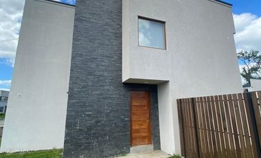 MAUEL BUSTOS HUERTA 03300