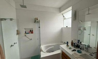 DÚPLEX EN VENTA EN SANTIAGO DE SURCO 4 DORM