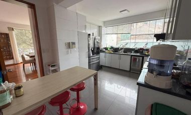 DÚPLEX EN VENTA EN SANTIAGO DE SURCO 4 DORM