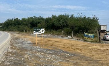 Terreno en Renta en Carretera Los Cavazos-San Mateo en Santiago Nuevo León