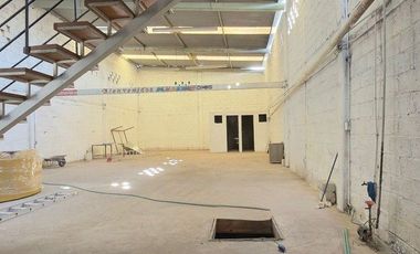 BODEGA EN RENTA EN EL CARMEN ZONA MARQUES