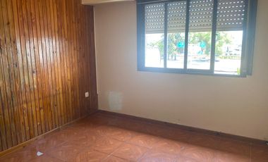 Departamento cuatro ambientes - Morón