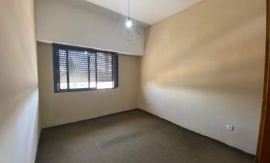 Departamento cuatro ambientes - Morón