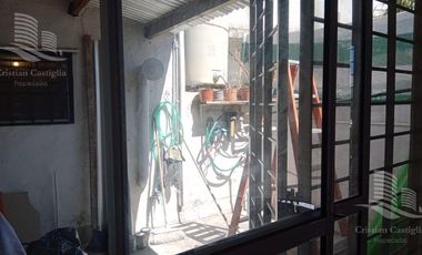 PH en planta alta al Fondo con Patio en Villa Adelina