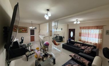 Vendo Casa en la Ciudad de  Esmeraldas  AleMo
