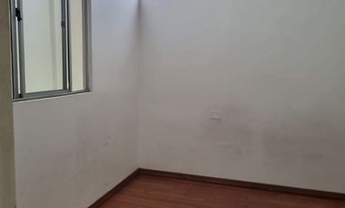 SECTOR CENTRO, A PASOS DE COLEGIOS Y AVENIDAS