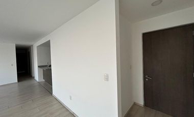 Se renta departamento amplio en Life Juriquilla, Querétaro
