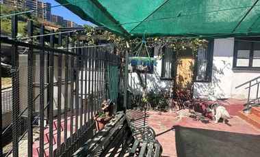 MIRAFLORES CALLE LAS REJAS  CERCA DE COLEGIO ANA MARIA JANER