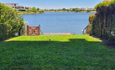 Departamento 4 ambientes en PB en  La Mansa, Islas del Golf