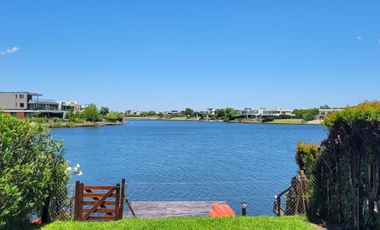 Departamento 4 ambientes en PB en  La Mansa, Islas del Golf