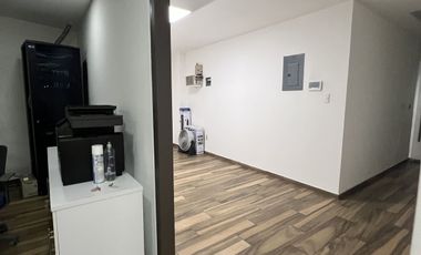 Oficina en venta o renta Manacar