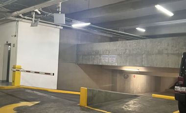 Oficina en venta o renta Manacar