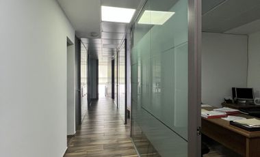 Oficina en venta o renta Manacar