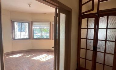 VENDEMOS AMPLIA CASA EN 1 ORIENTE ENTRE 5 Y 6 NORTE