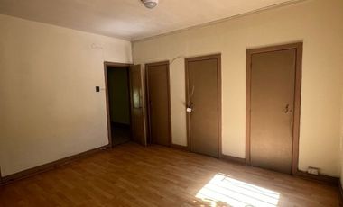VENDEMOS AMPLIA CASA EN 1 ORIENTE ENTRE 5 Y 6 NORTE