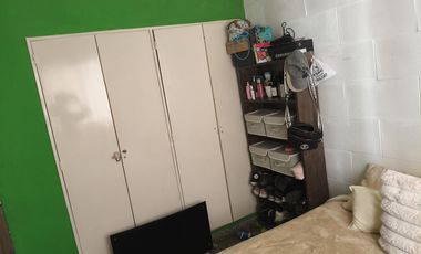 Departamento tres ambientes en Loria 185 , a 200 mts. de la estación de FFGR