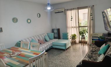 Departamento tres ambientes en Loria 185 , a 200 mts. de la estación de FFGR
