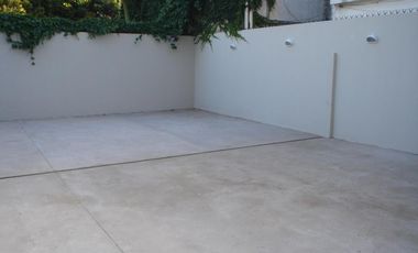 Departamento 2 ambientes con cochera en edificio nuevo