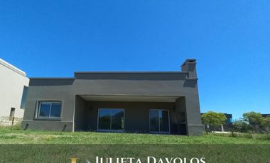 Casa en Venta/Alquiler 5 Ambientes Puertos del Lago Barrio Vistas