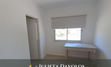 Casa en Venta/Alquiler 5 Ambientes Puertos del Lago Barrio Vistas