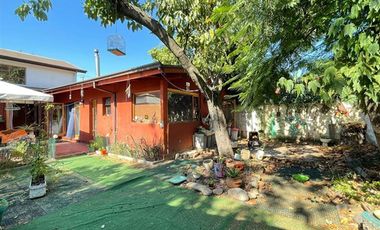CASA EN VENTA DE 5 DORM. EN TALCA